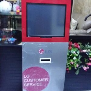 mesin antrian touchscreen