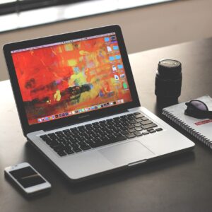 Harga Aplikasi Mesin Antrian Touchscreen